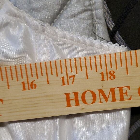 Vintage woman bra no tag - Picture 7 of 7